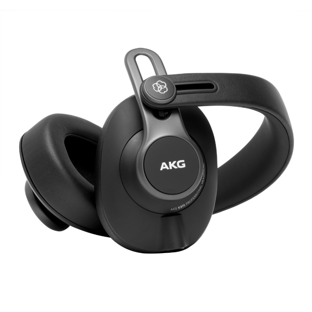 AKG K371