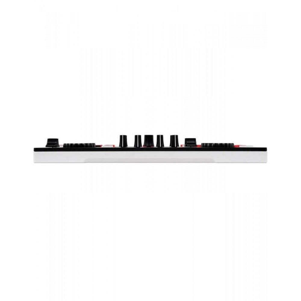 NUMARK Mixtrack GO DJ Controller NUMARK Mixtrack GO DJ Controller