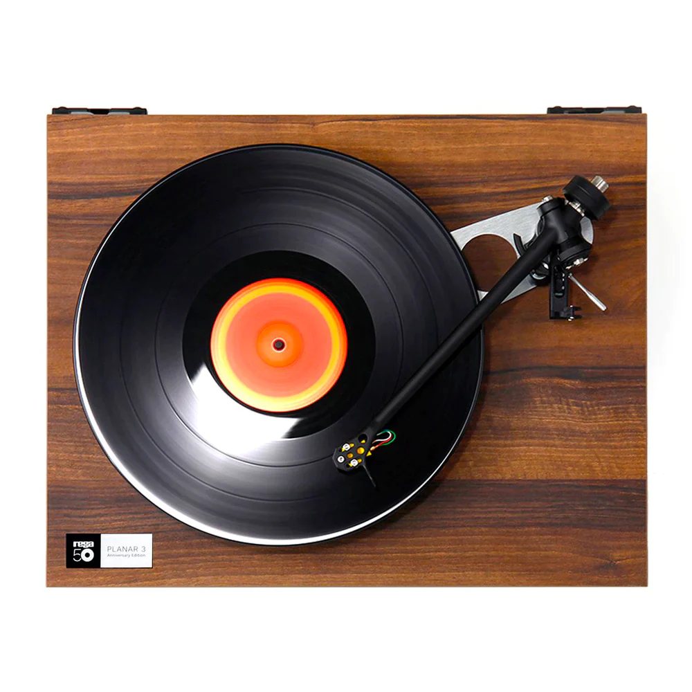 REGA PLANAR 3 50TH ANNIVERSARY EDITION (WALNUT)