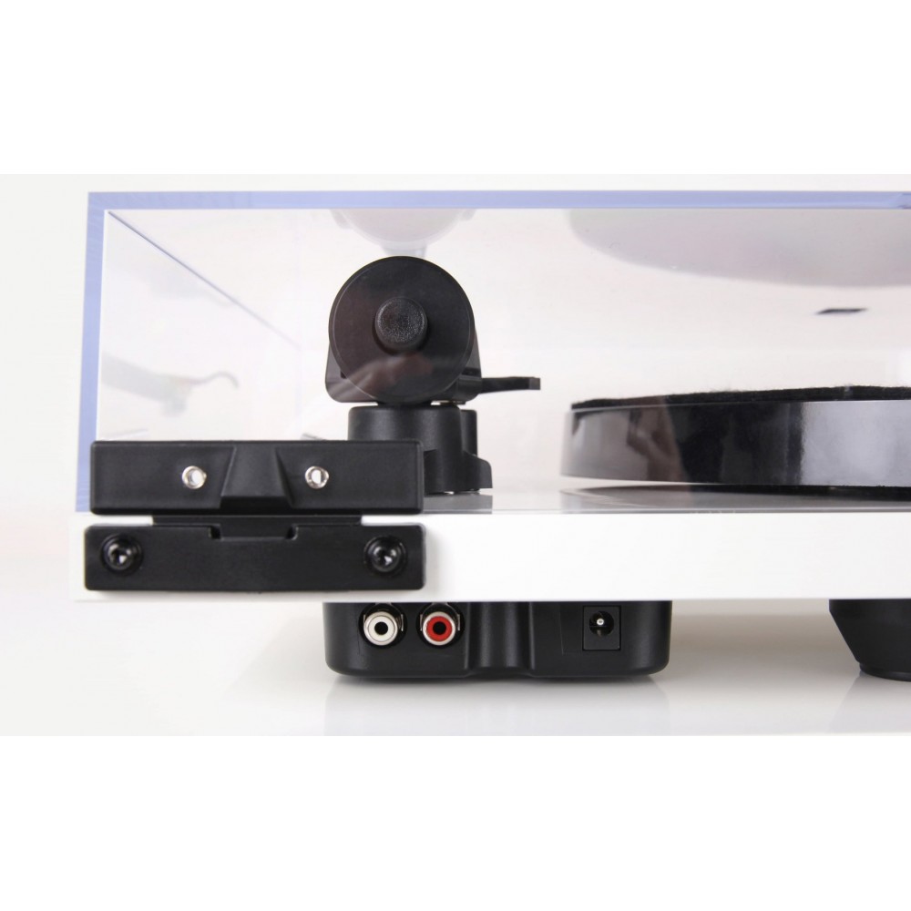 REGA PLANAR 1 PLUS NEW MATT WHITE