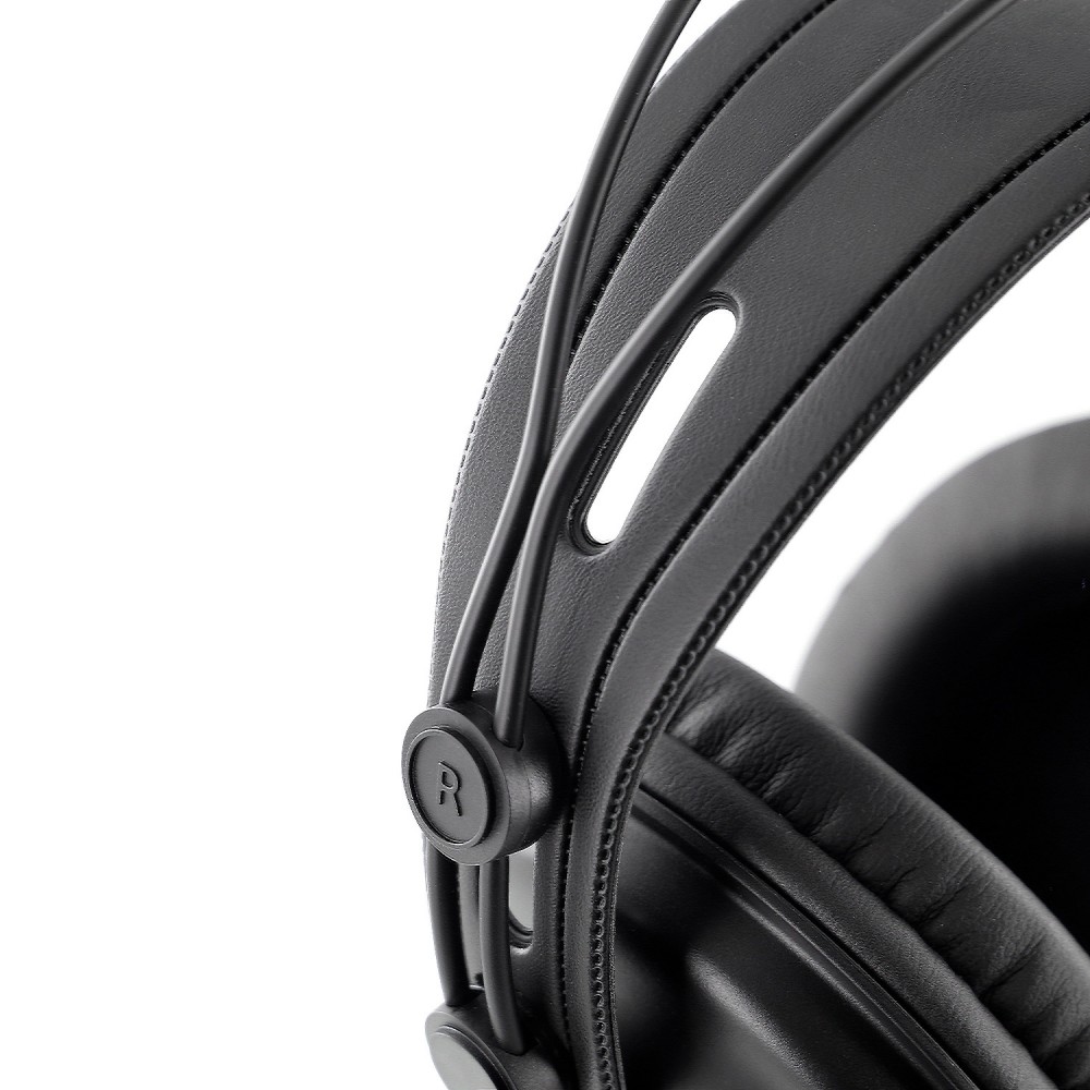 PLUGGER MHP30 HEADPHONES