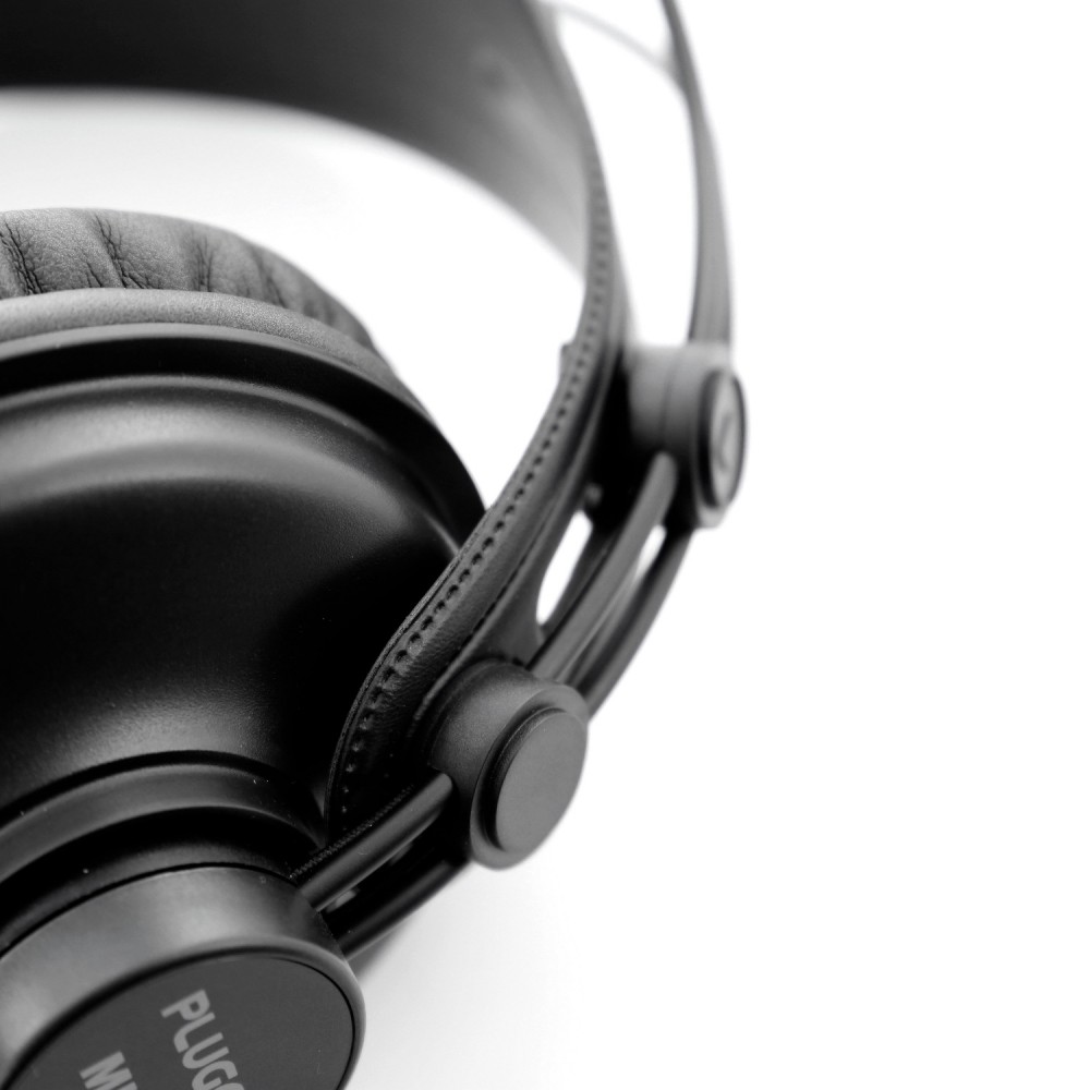 PLUGGER MHP30 HEADPHONES